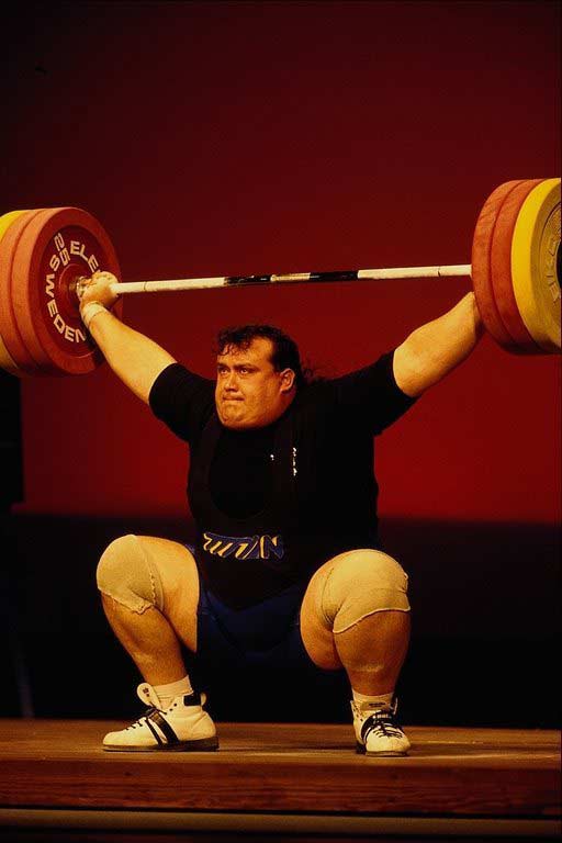 И это Тяжелая атлетика (weightlifting)